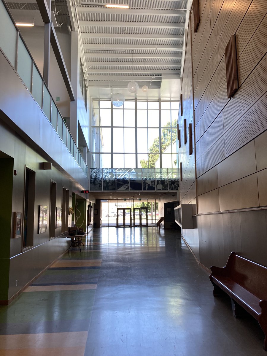 OB News Hub (@obpulse) on Twitter photo Quiet halls…wishing our Oak Bay learning community and safe and happy summer! <a href="/sd61schools/">Greater Victoria School District</a> Quiet halls…wishing our Oak Bay learning community and safe and happy summer! <a href="/sd61schools/">Greater Victoria School District</a>