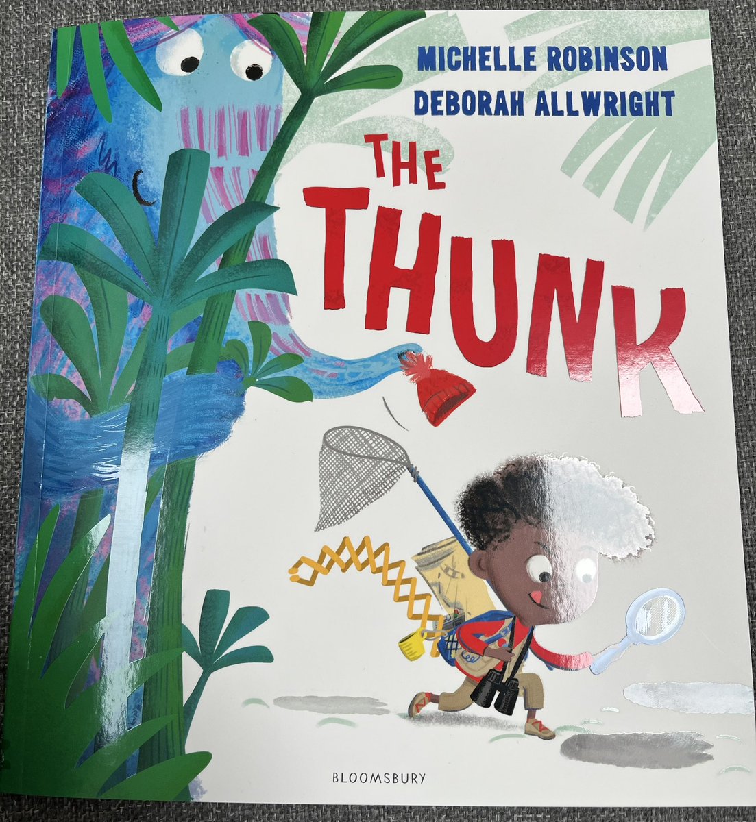 My 500th blog post (🥳) goes to my #PictureBookFriday The Thunk <a href="/MicheRobinson/">Michelle Robinson</a> <a href="/DebbieAllwright/">Deborah Allwright</a> - my 4yo loved this &amp; I loved the important message to be inquisitive, be an explorer &amp; make discoveries 📚Out 6/7/23 for 3+ 📖 <a href="/KidsBloomsbury/">Bloomsbury Kids & YA UK</a> <a href="/TheEmilyRose/">Emily McBride Marples</a> 
checkemoutbooks.wordpress.com/2023/06/30/the…