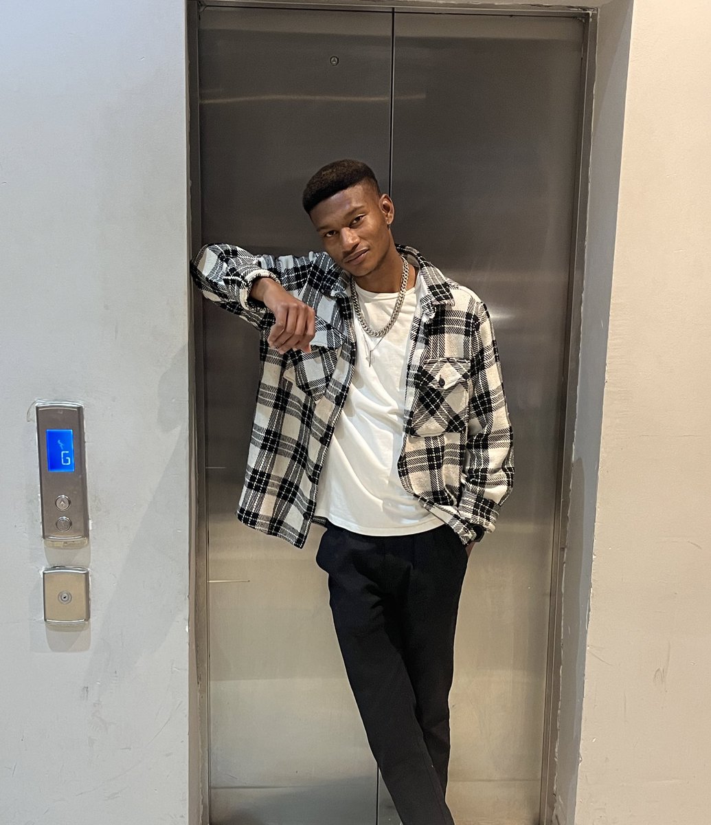 lynden_Lunga's tweet image. 