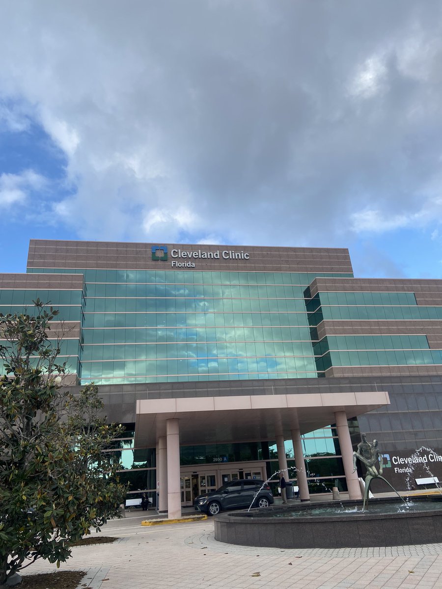 Lucas Hernández Troncoso, MD (@drlucashdezt) on Twitter photo Unforgettable experience at <a href="/CleveClinicFL/">Cleveland Clinic Florida</a> during my Internal Medicine and Critical Care rotations❗️🩺🔝 Unforgettable experience at <a href="/CleveClinicFL/">Cleveland Clinic Florida</a> during my Internal Medicine and Critical Care rotations❗️🩺🔝