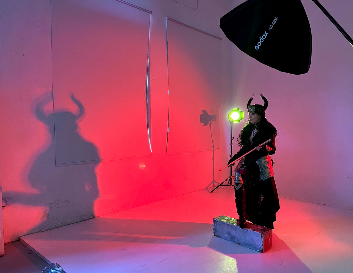 Wolnir_cosplay tweet media