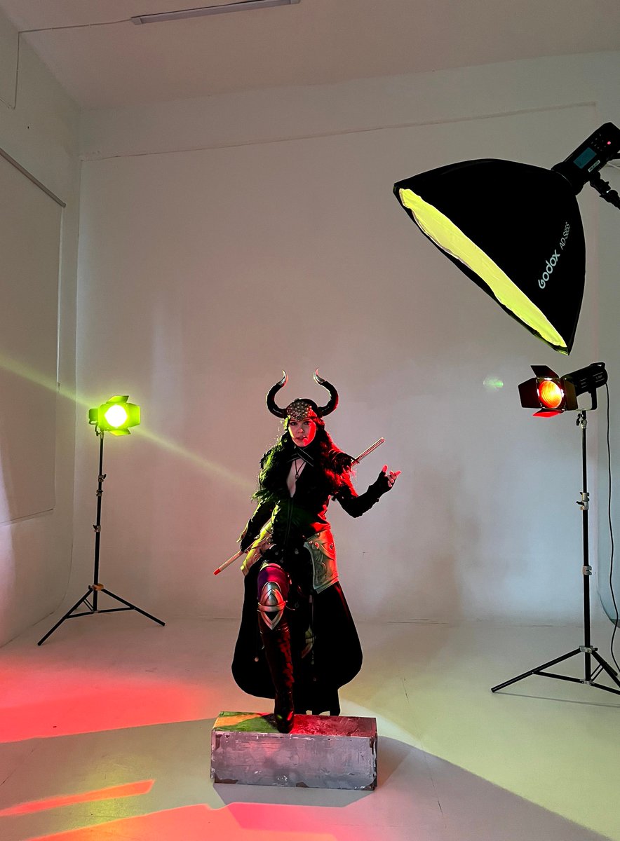 Wolnir_cosplay tweet media