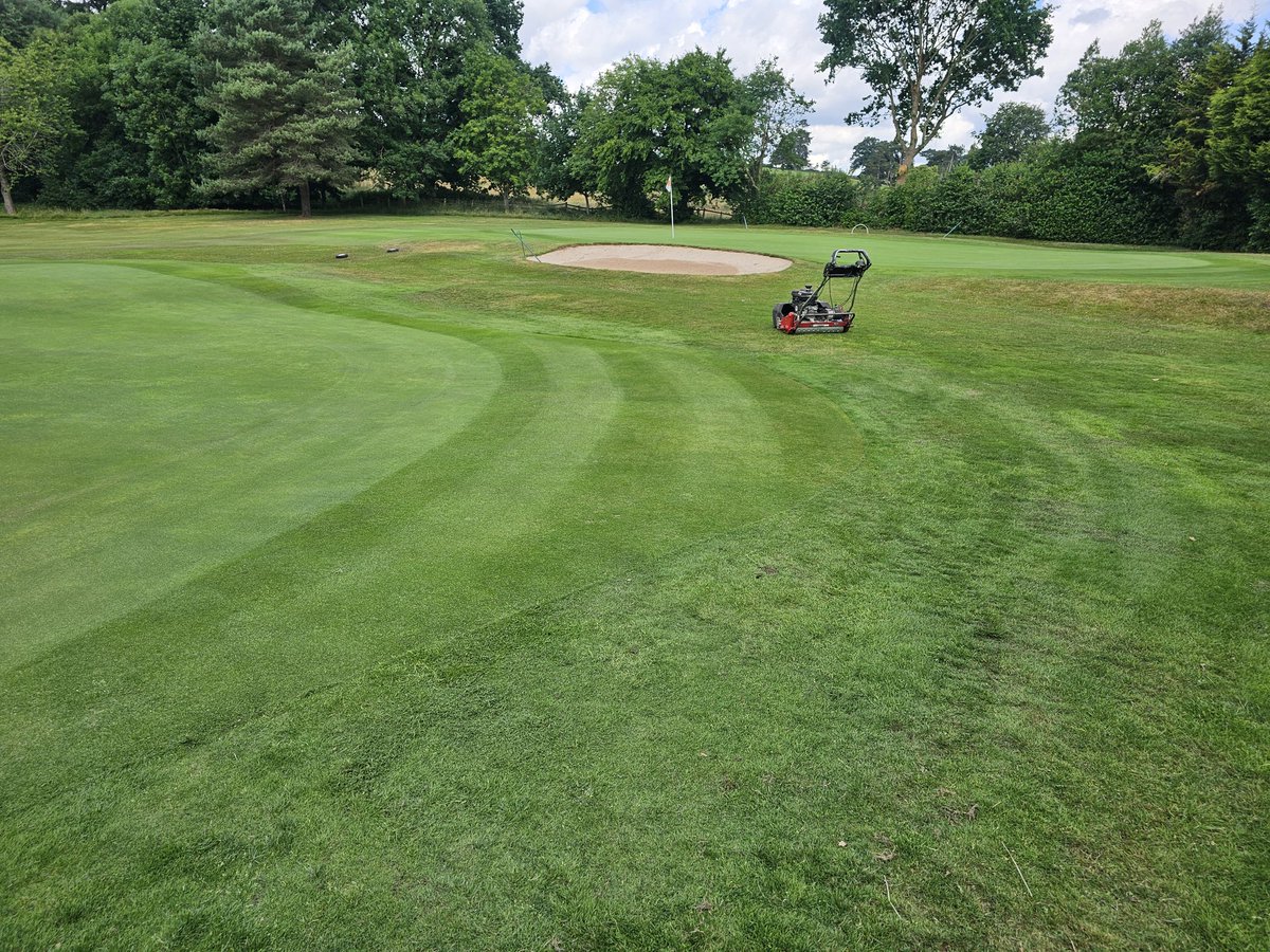 Wayne Mulrooney (@w83mulrooney) on Twitter photo Busy week with the course <a href="/CandBGolfClub/">C&BGC</a> getting more green after the recent dry spell. Greens had more top dressing applied & the 1st <a href="/HeadlandAmenity/">Headland Amenity</a> spray with a new nutrition programme set up <a href="/HeadlandAdi/">HeadlandAdi</a>. Collars & runoffs also benefiting from this work. #smallsteps Busy week with the course <a href="/CandBGolfClub/">C&BGC</a> getting more green after the recent dry spell. Greens had more top dressing applied & the 1st <a href="/HeadlandAmenity/">Headland Amenity</a> spray with a new nutrition programme set up <a href="/HeadlandAdi/">HeadlandAdi</a>. Collars & runoffs also benefiting from this work. #smallsteps
