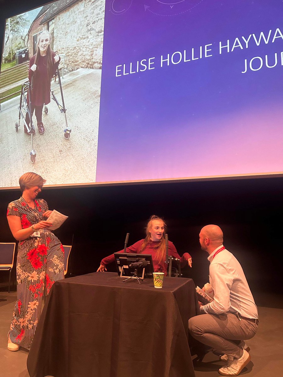 Ellise Hollie Hayward tweet media