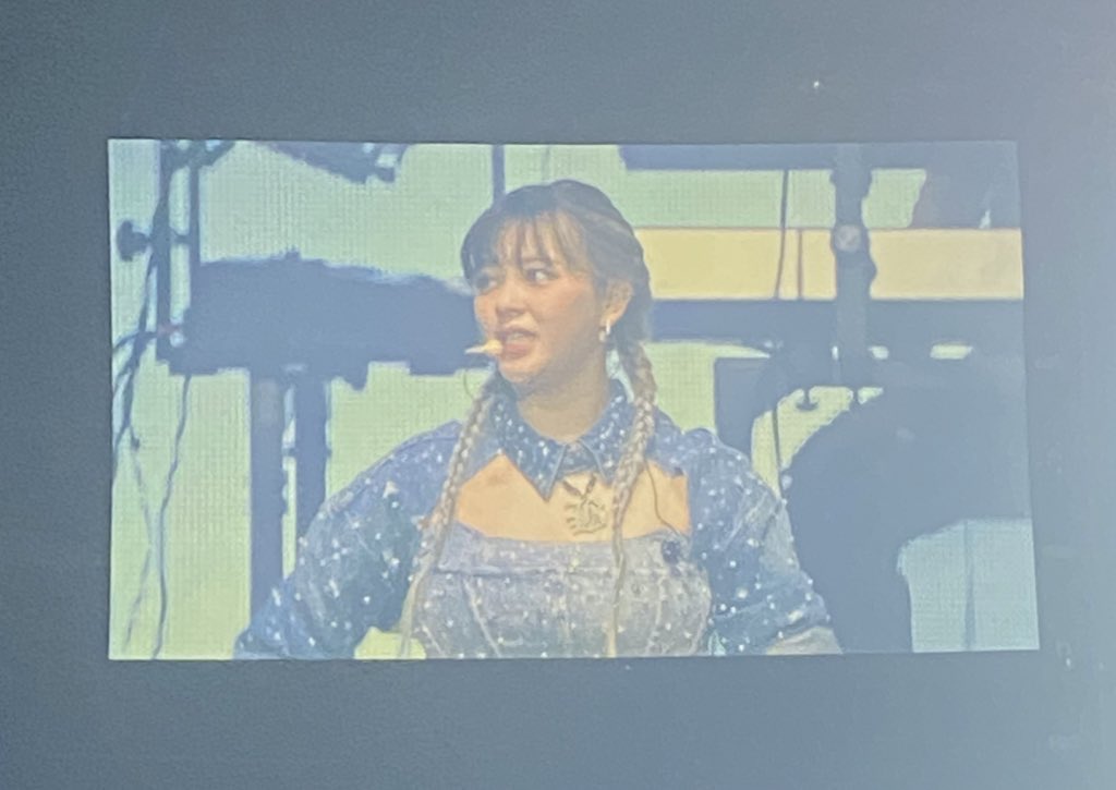 BigantOW2's tweet photo. Jeongyeon 
#READYTOBE_IN_CHICAGO_D2 #RTBinChicago #TWICE_5TH_WORLD_TOUR https://t.co/lQuz8KMHh0