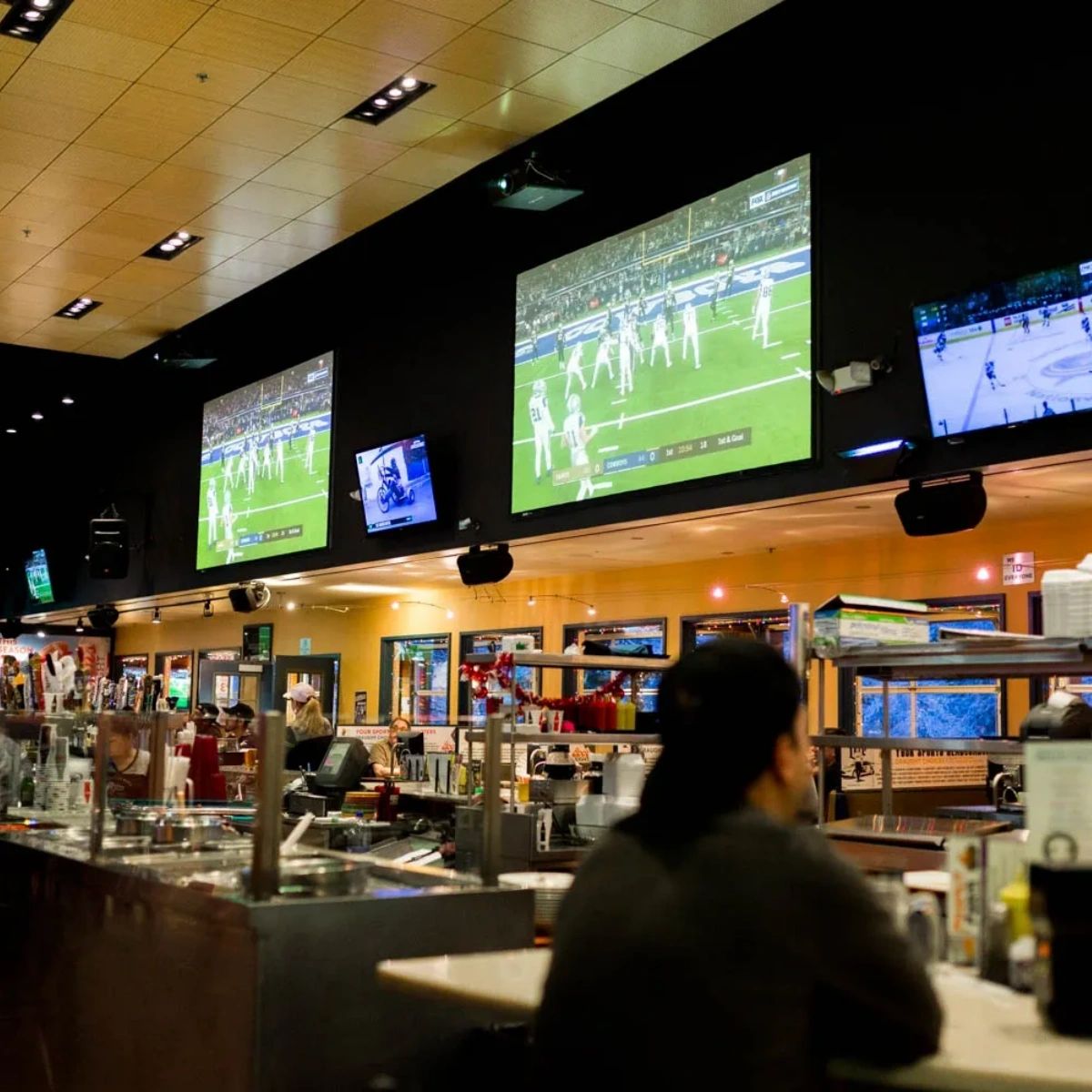 thepeanutfarm's tweet photo. Get your game on at Peanut Farm, the premier sports bar in Alaska! Join us this weekend to catch all your favorite teams and enjoy some great drinks and delicious eats. https://t.co/ZA897iPZzP