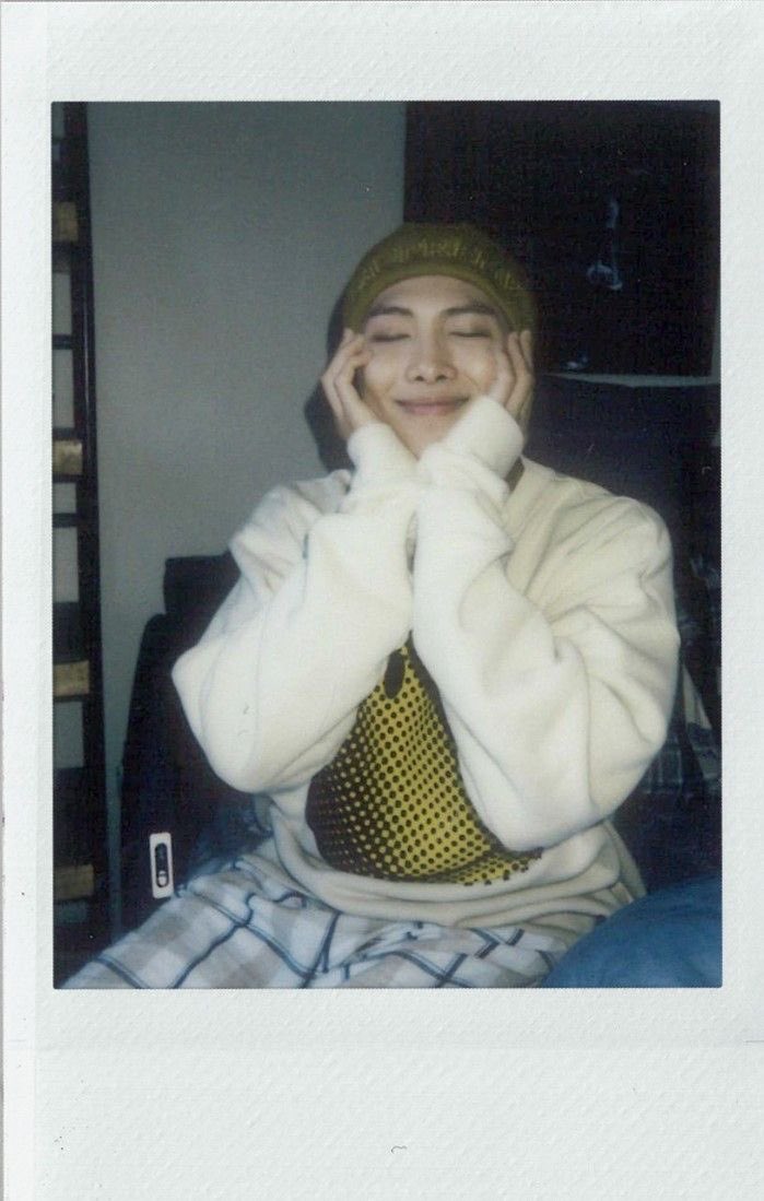 rmarchives's tweet photo. when he takes cute polaroids https://t.co/ojM96KhYrR