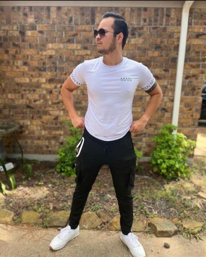 B|Fit Man Shirt &amp; B|Fit Adapt Joggers 💪

Featuring <a href="/rob/">Rob Schutz</a>.fit52

#bfitamazing #menswork #menstyle #gymwear #fitnessgear #foryoupage #gymlife