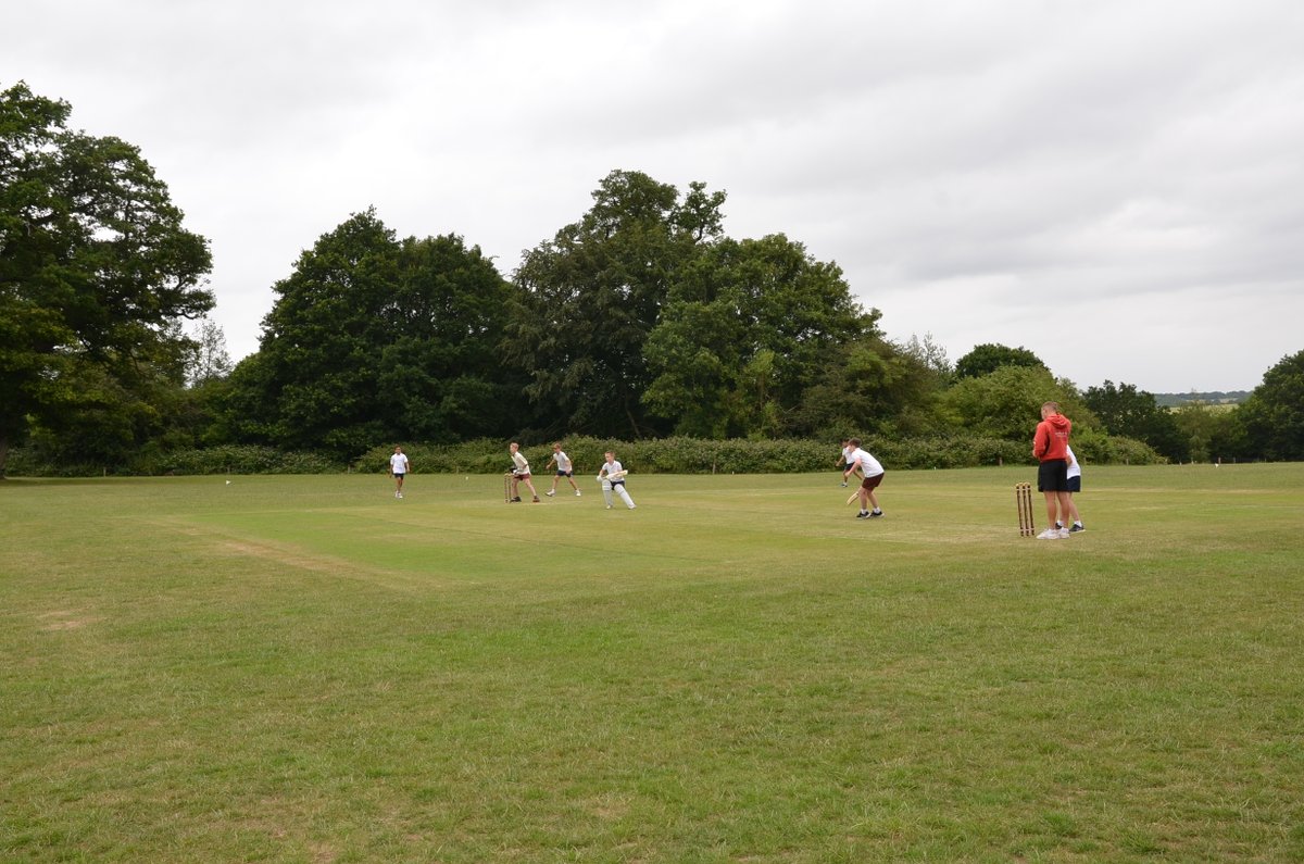 WestbrookHaySch's tweet photo. Today's House Cricket event was great, despite the sudden change in weather. Coats, fleeces, and umbrellas were out as the children played their hearts out.
#HouseCricket #CompetitionFever https://t.co/OT5FaayMqu