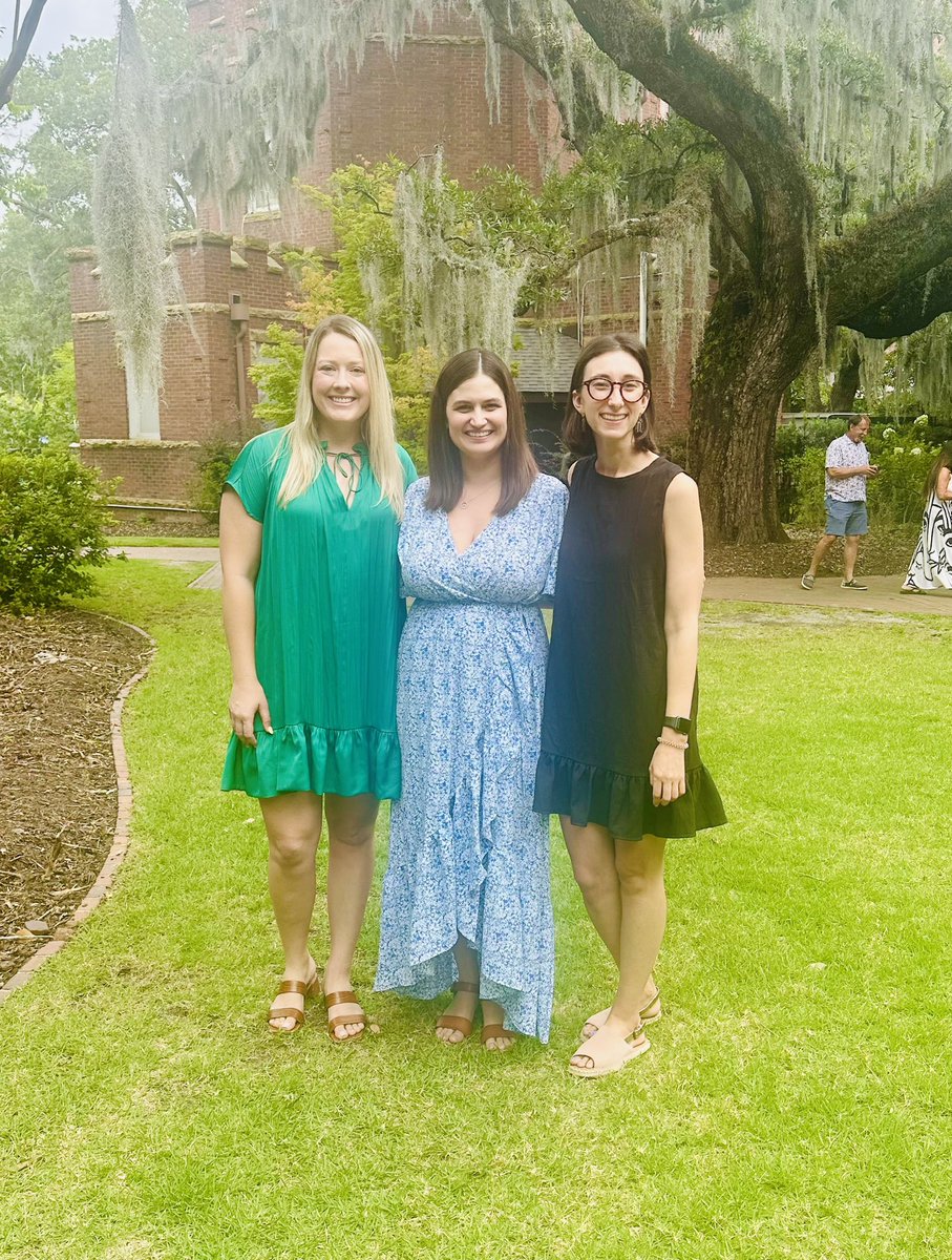 Congratulations to <a href="/spragueTpharmD/">Taylor Sprague</a> and <a href="/JNewmanPharmD/">Jessica Newman</a> on your PGY2 SOT graduation! Can’t wait to see what you all do with your careers!