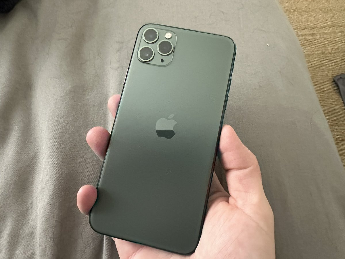 Still peak iPhone. Want to use it again. Man oh man.