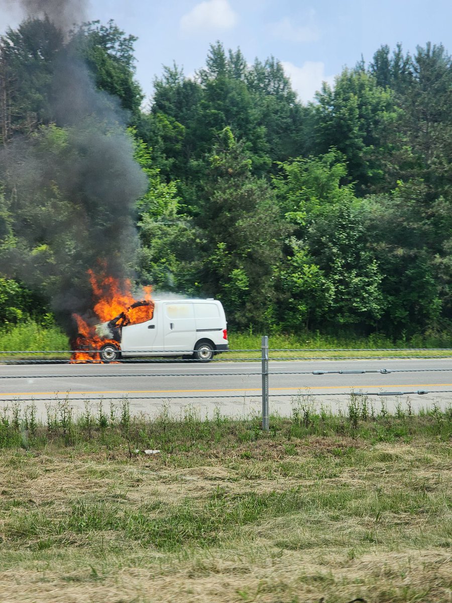 Fire northbound i-71 mile marker 135ish. Cops just shut down most of not all lanes.