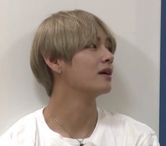 yeonstan1's tweet photo. Sorry it’s been 2.5 years since I updated this, lots has been going on 😬  please have this chapter as my repentance 🥺

For those interested, the scene in the van is inspired by this whole moment in Run BTS ep.28 and the open adoration on Tae’s face 🥹

https://t.co/mzkC4qc09m https://t.co/YoRdlnjfF4