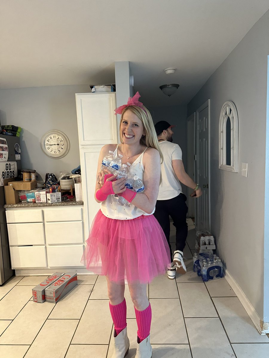 Brittany Levy MD MPH (@brittanylevymd) on Twitter photo When surgery residents go to a concert we always remember to hydrate! <a href="/alexcoccamd/">Alex Cocca</a> #TaylorSwift When surgery residents go to a concert we always remember to hydrate! <a href="/alexcoccamd/">Alex Cocca</a> #TaylorSwift