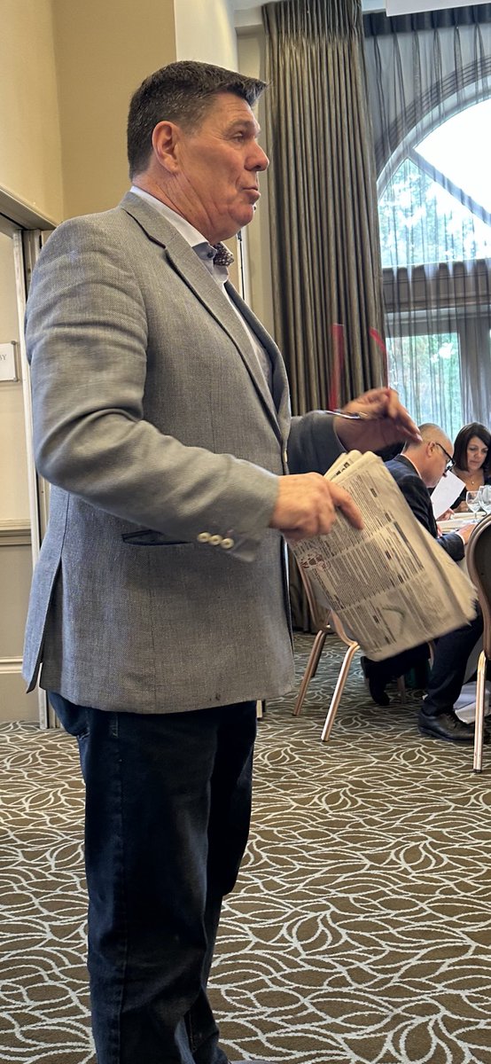 Great to work with <a href="/mickquinn1089/">Mick Quinn</a> again …. 

My clients <a href="/FordSlaterDAF/">Ford & Slater DAF</a> loved his stories &amp; his assistance going thru the Race Card, at the <a href="/bedfordlodge/">Bedford Lodge Hotel</a> before coming to the <a href="/NewmarketRace/">Newmarket Racecourse</a> course

Yet again <a href="/simplymagic19/">Sean Goodman</a> was outstanding / so annoying 🤣

Another great event …