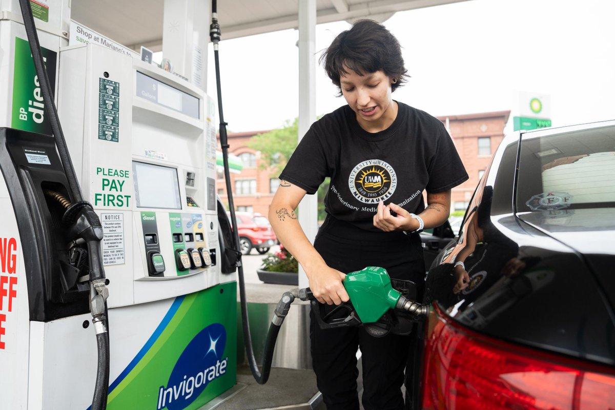 Cash in, cash out: Minimum wages rise, but so do gas and grocery taxes chicago.suntimes.com/metro-state/20…