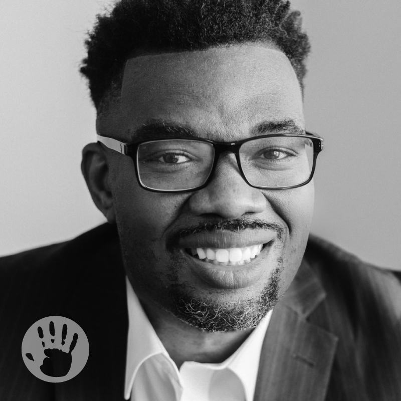 Robert Rooks is the CEO of REFORM Alliance, focused on transforming probation and parole systems. In this new episode of my podcast, he talks about seeing the hardships in his community growing up, and how he became inspired to start to work on change. HumanizeMePodast.com