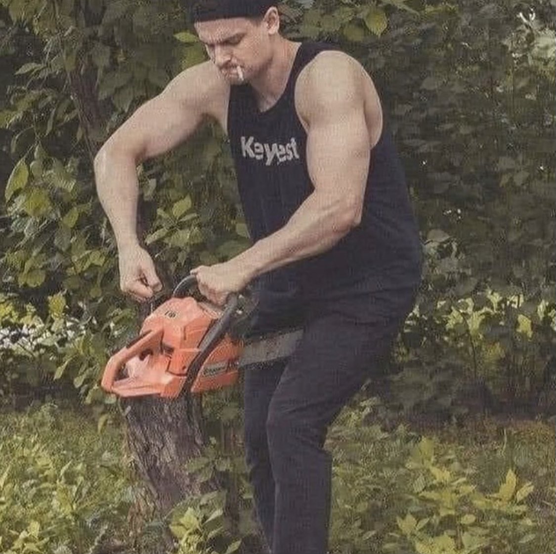 NYCCharlieREDD's tweet image. Prime example of why women live longer than men… 🤦🏼‍♀️ #redhead #NEVERbasic #NYCgirl