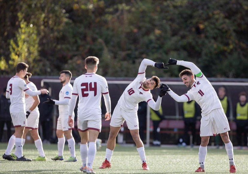 Not long before the boys are back on campus…🔜🔜⚽️❤️
