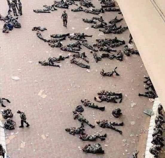 Those people who serve  Millions of,  people during Hajj, for whom no one ever writes special words❤️

May Allah give them lots of rewards🕋
#Aameen🤲🏻🤲🏻