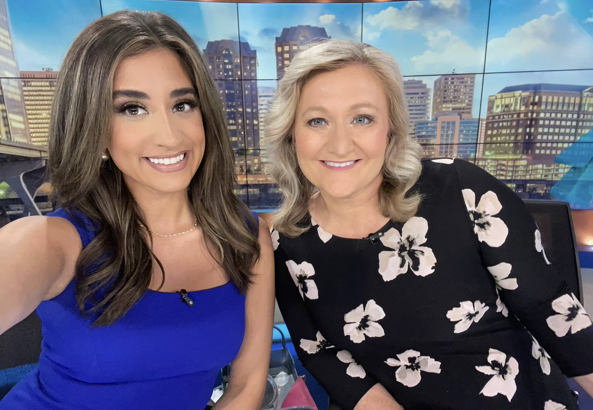 SimoneCuccTV's tweet photo. Holiday weekend vibes here at @NBC12 πΊπΈππ @CurtNBC12 is off so @RachelDePompa is here filling in on #FirstAtFour πΊ
We have the latest on todayβs Supreme Court ruling, a busy travel forecast and monitoring the severe heat and air quality across the country. Join us! https://t.co/BhxVRcv1Xz