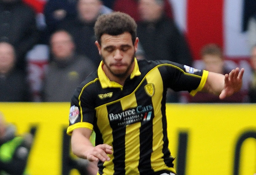 A second signing of the night for <a href="/burtonalbionfc/">Burton Albion FC</a> and perhaps a surprise... it's Mason Bennett! Last with the Brewers on loan in 2016. Eventful since then... still only 26. #brewers #bafc