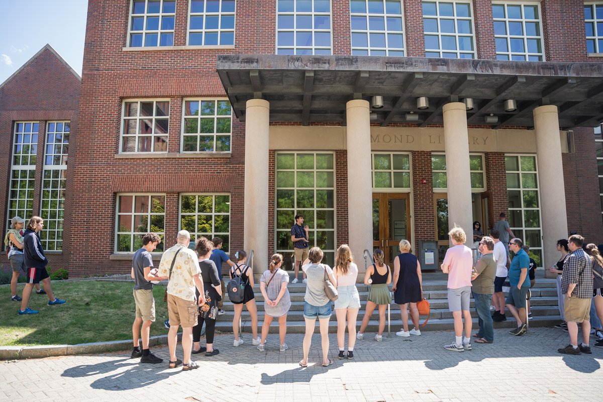 BeAUNHWildcat's tweet photo. Heading to New Hampshire over the 4th of July holiday? Add a summer tour to your plans! Our campus tour guides are ready to be a part of your summer plans 🌞 Register today: https://t.co/VbBB29xz1s 

Summer tours are offered Monday-Friday. No tours are available on July 4th. https://t.co/RSCOKWOlKK