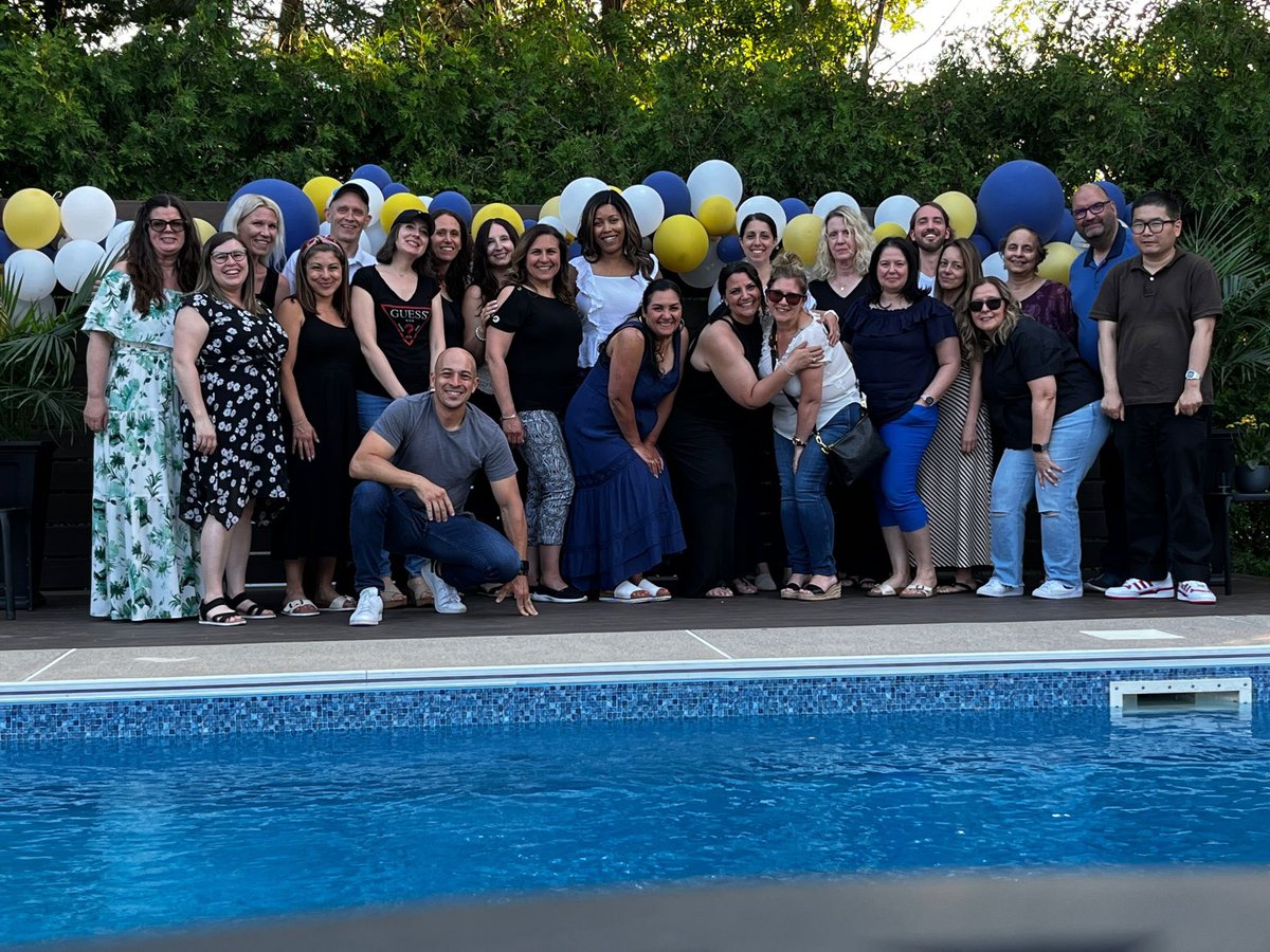 And that’s a wrap 2022-2023! Thank you to our staff and our wonderful community for another successful year! Have a safe, restful and fun-filled summer with your families! See you in September 🎶