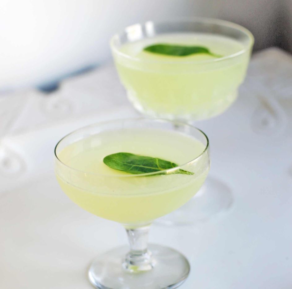 Distillery209's tweet image. Start your creative cocktail journey this summer with 209 Gin making this gem, the Coin Flip. distillery209.com/find #gin #gintonic