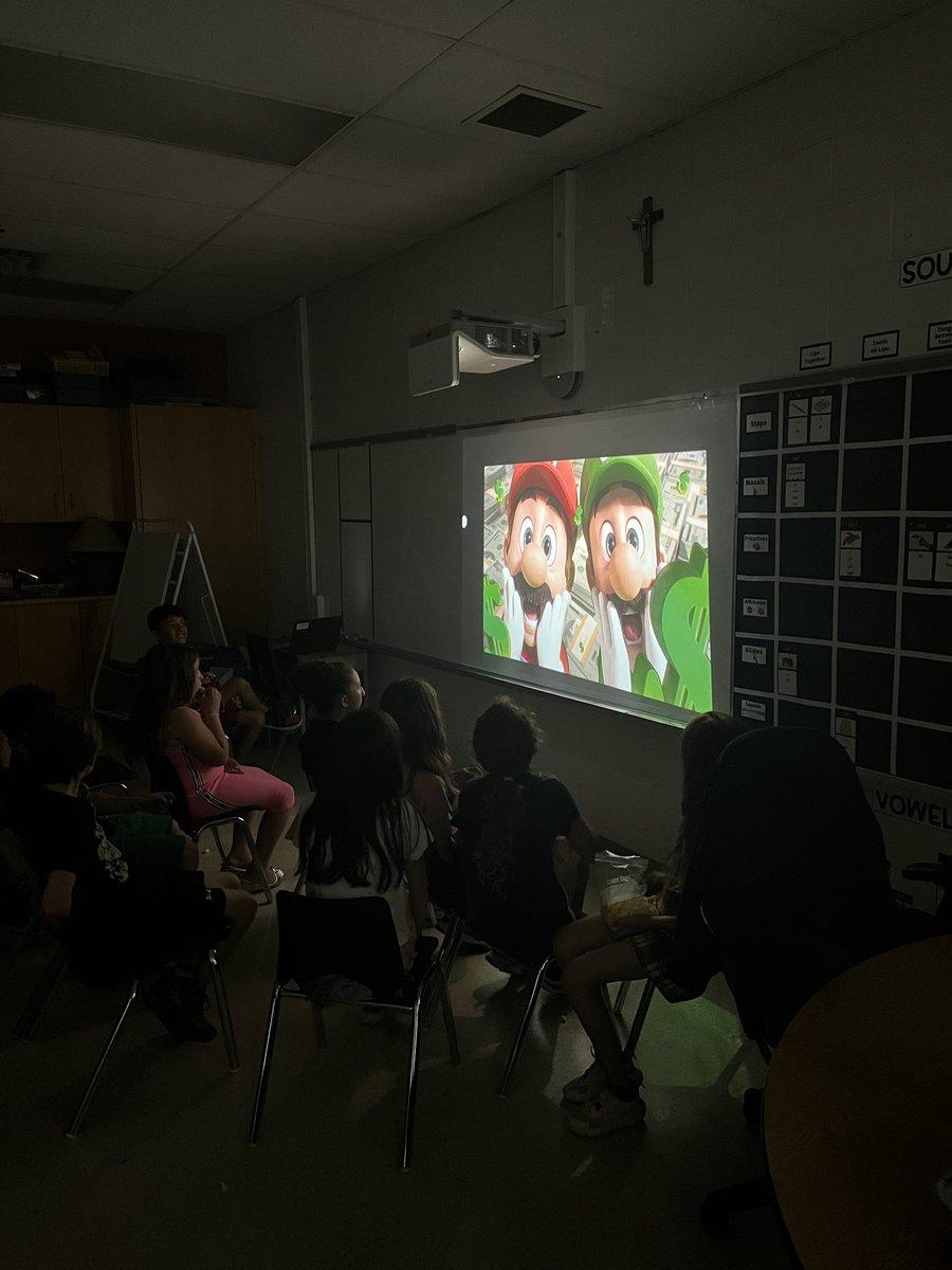 Mrs.Summaria tweet media