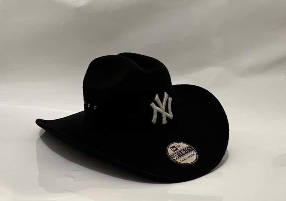 When you like rap and also corridos