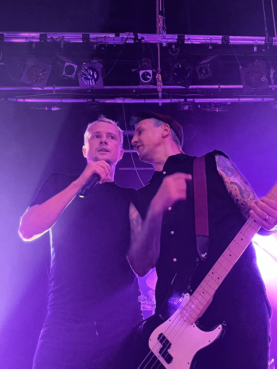 clarej1's tweet photo. @BarPreachers fantastic set tonight at Settledown #barstool #settledown #ferociousdog https://t.co/OSnIIj6sfr