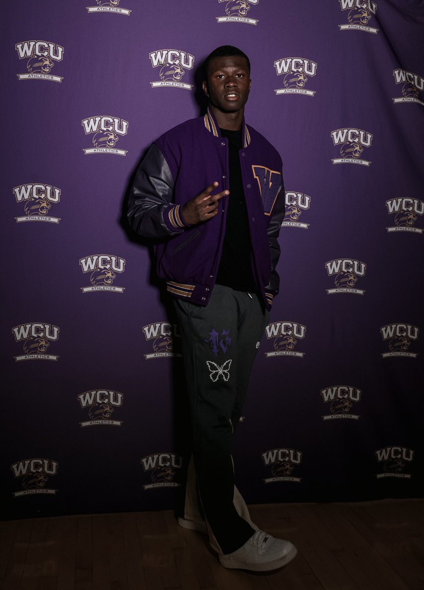 andreaskeaton's tweet photo. Be legendary! @CatamountsFB https://t.co/4tHj4eF17e