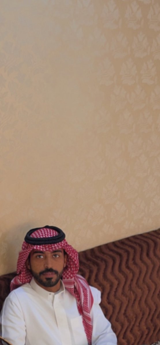k_3c1's tweet photo. أول نهـار العيد نفـرح بلقيـاك
واليوم مالك مع هل الحب طِريا

اما نشوفك دون موعد ونلقاك
ولا تـرا مـانـي حريصٍ بلِقيـا https://t.co/vT3RbwNE8x