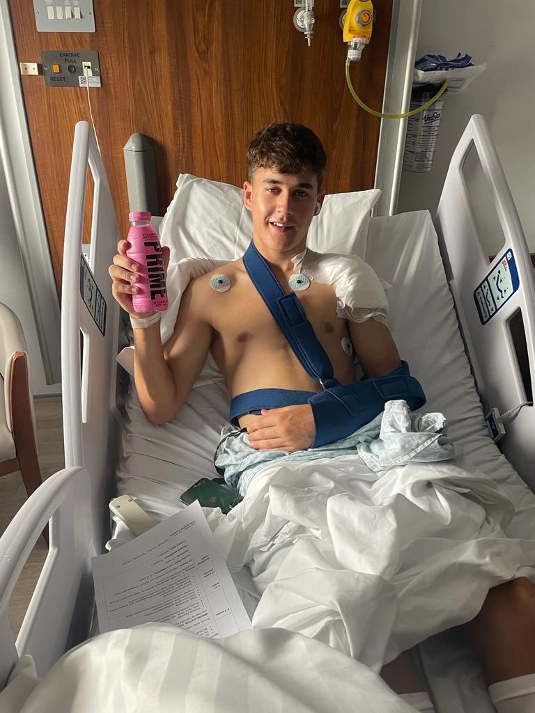 petemichallat's tweet photo. @KSI the only thing @Elliot69466313 would drink after having 8 screws drilled into his shoulder. https://t.co/43LWN8JKNd