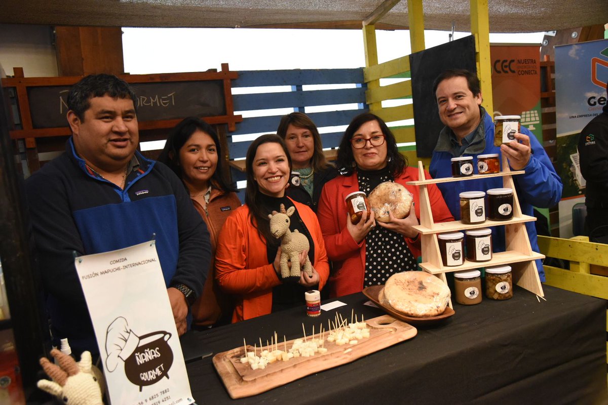 INDAP_Chile's tweet photo. Hasta este sábado 1 de #julio en #Valdivia visita la Expo Cooperativas 2023 en el marco del #DíaInternacionalDeLasCooperativas: 20  de estas organizaciones exponen sus productos, servicios y experiencia en la actividad que organiza @meconomia con INDAP 
¿Dónde? Carpa @CECs_cl 📍 https://t.co/CwP5tMqBOo