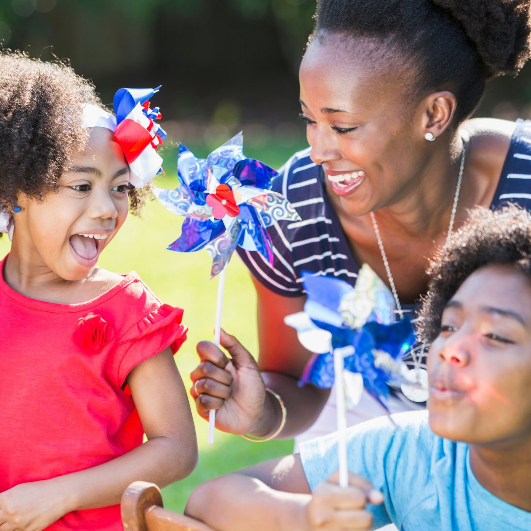 waffhelp's tweet image. Here are a few ideas to get into the patriotic spirit without fireworks🎆: use glow sticks, use noisemakers, and have movie night outdoors. Learn more about our #WAFF program today. bit.ly/43HPP8o #DMVHelp #DMV #WashGas