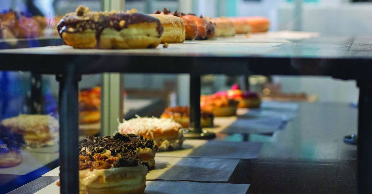 Caketosteak's tweet photo. Donuts, chocolate or wine? Win gift card from local businesses like Beechwood Doughnuts, .
https://t.co/qNa5SUvQZc https://t.co/eswEPeiQeL