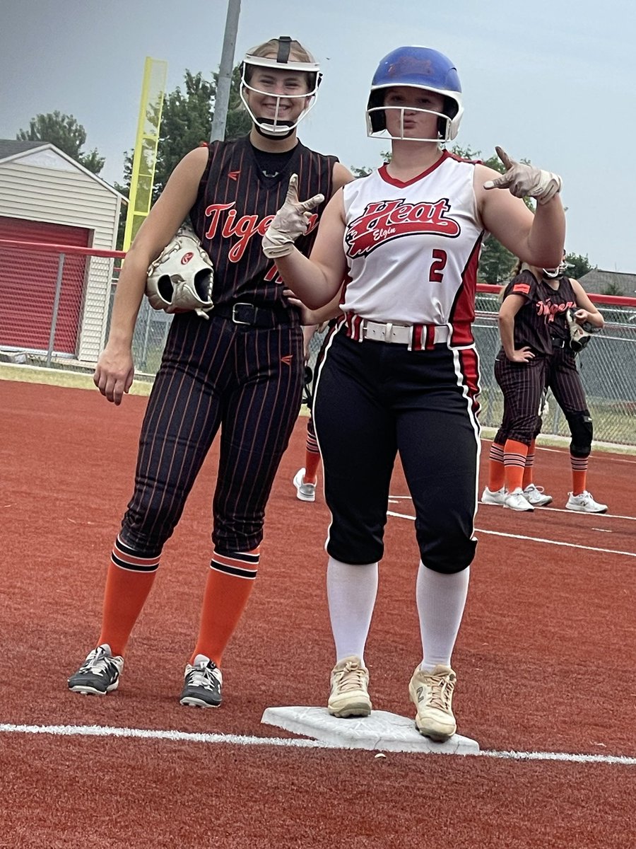 <a href="/SStormsoftball/">SEHS StormSoftball</a>  teammates. Deuces and Grapes ❤️     <a href="/LexiGenz/">Lexi Genz</a>