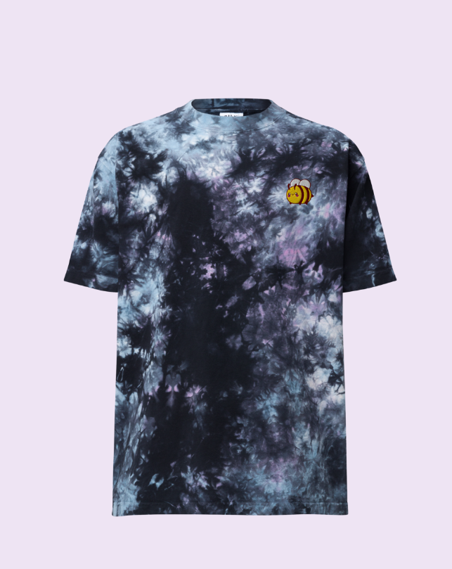 sheebiTV's tweet photo. hey hive, a new bertha merch drop is here just in time for summer! 🐝 it comes in a sherbet tie dye or milky way. check it out, also i'm live to check out some fun fn creative maps!

🌸 https://t.co/8hOGEenDQ6
🍑 https://t.co/Jv3L3lVvEV