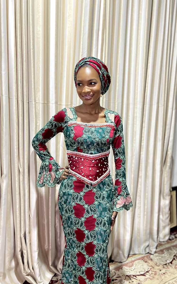 maryam_Jidayi's tweet photo. Eid Mubarak #lateeidpost https://t.co/iQbP0i6nGw