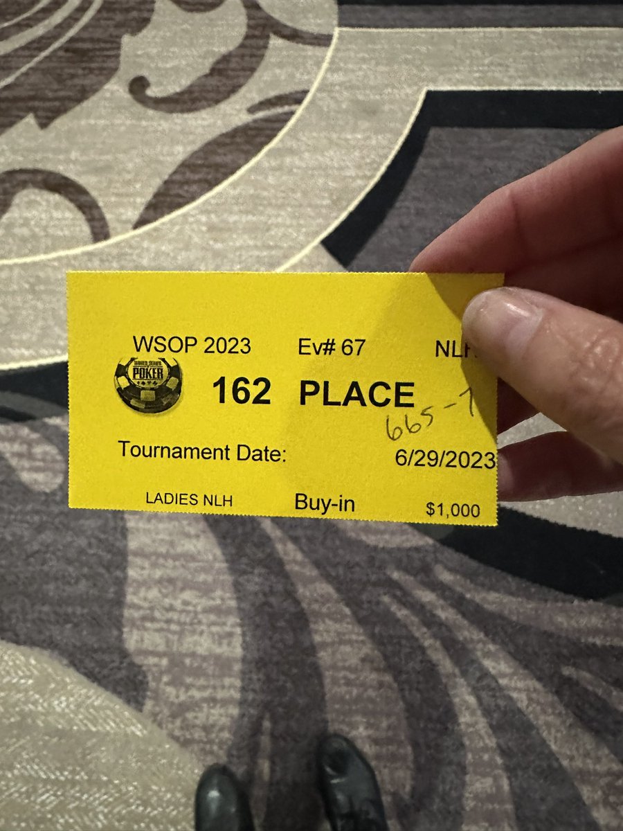 Thehammah's tweet photo. QQ<AK for second time this series. #mincash #wsop #ladies. https://t.co/ac7erAqigy
