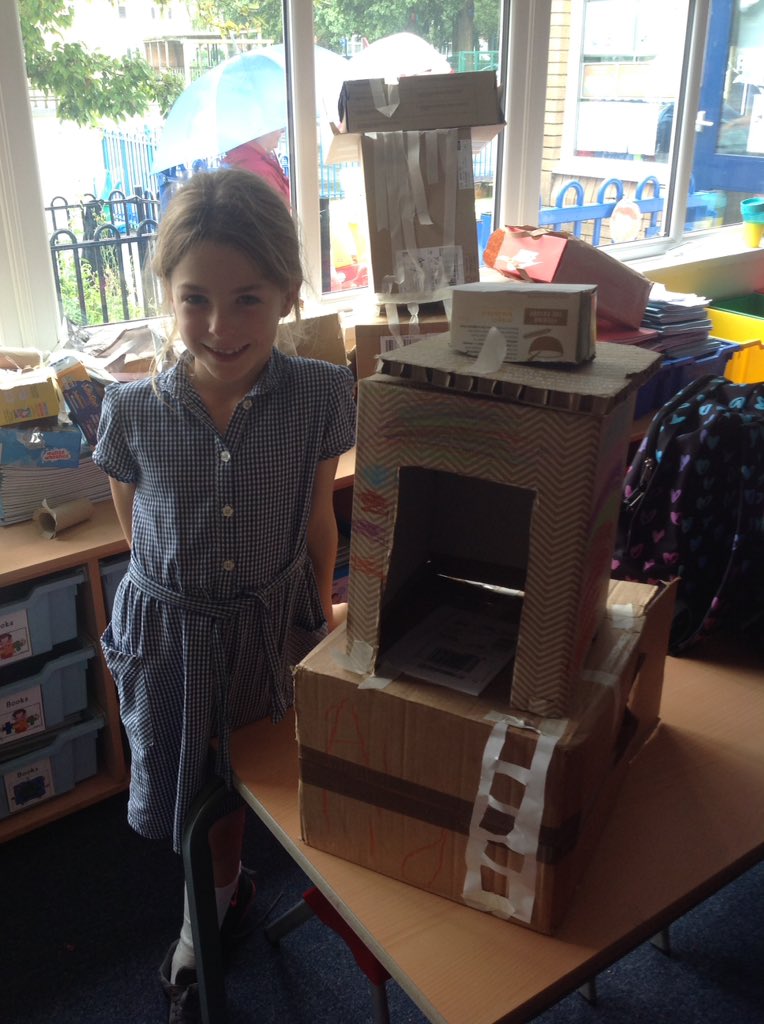Class6JP's tweet photo. Here are the crayon forts ready to welcome the crayons 🖍 back home! https://t.co/nS21s0ZKIb