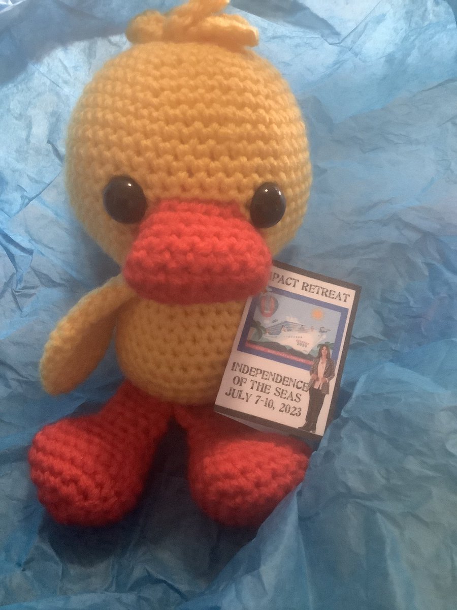 LisaNagoya's tweet image. 👀 A sneak peek at our #CruisingDucks tags for next week’s #ImpactRetreat . Can’t wait! 😍 @bubbamommy1 @KASMOM24 @DrRandlebhz @TeacherInKinder 💜 #FlatAlane #BahamasBound 🇧🇸🛳🌊 #MeetYouThere ✈️ #SummerWithAlane #SailAwayWithAlane