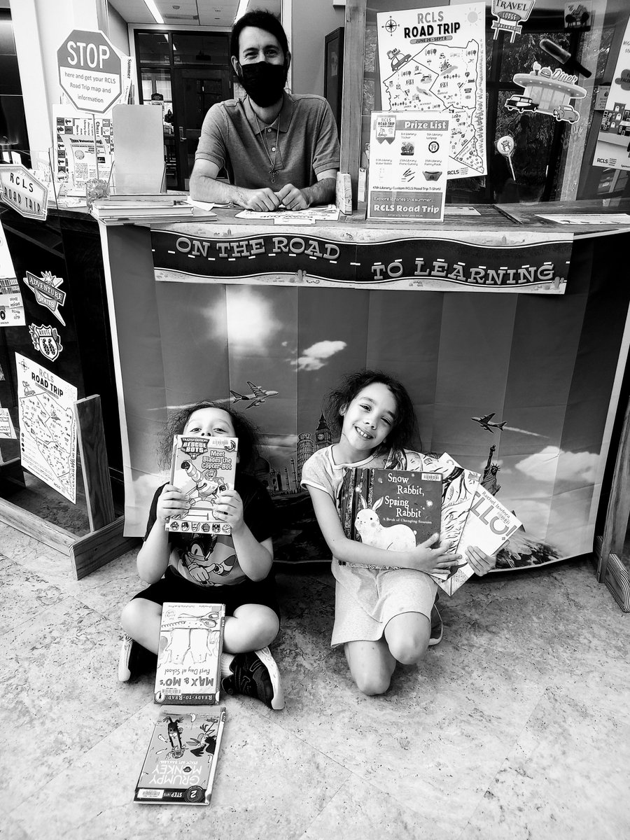 cros_msmc's tweet image. Let&apos;s get this #RCLSRoadTrip started!
#1-Goshen Public Library
