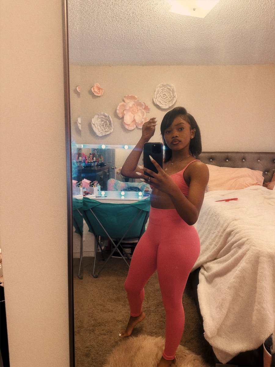 AmourJennae_'s tweet photo. Pretty In Pink 🩷🥰 https://t.co/X2krkOkvx0