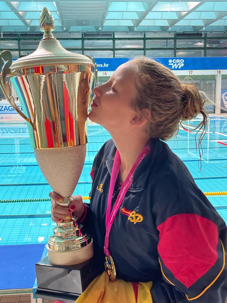 esta tía es campeona europea, joder como la quiero