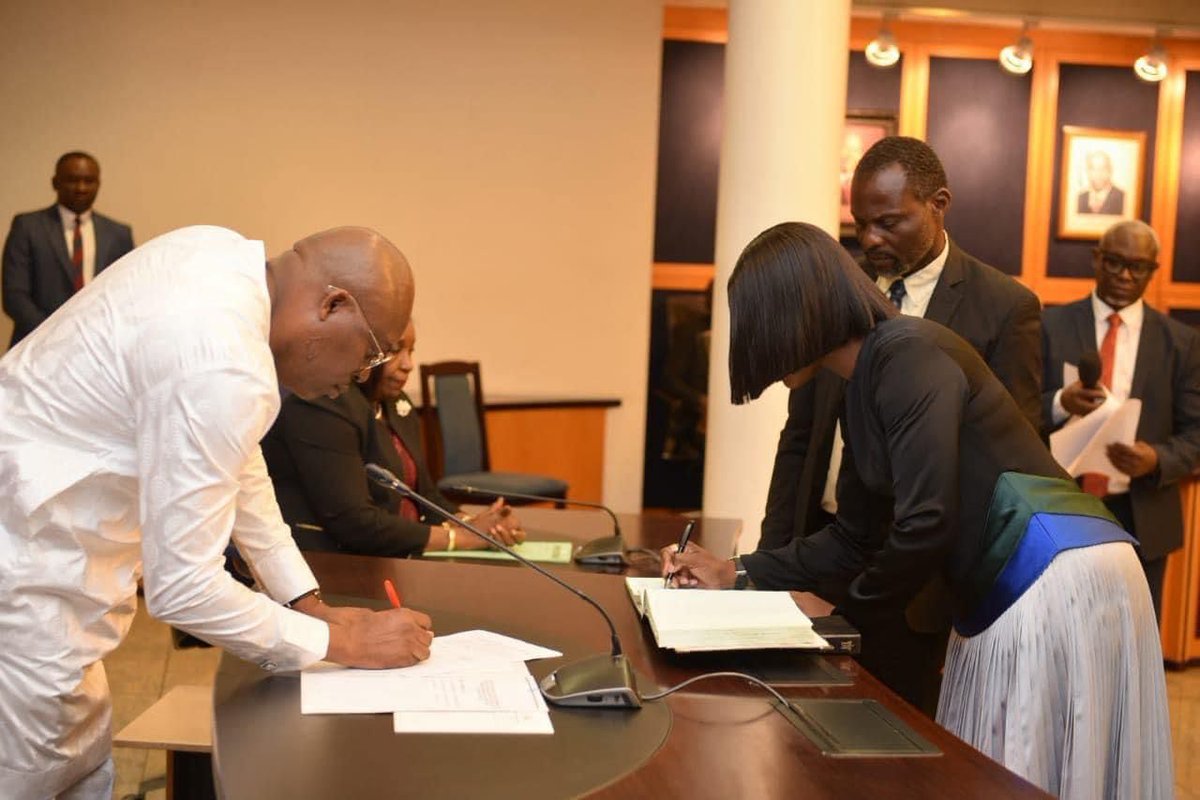 Adaeze_Oreh's tweet image. I am honoured to share my new role as the Commissioner for Health in @riversstategov.
Thankful for the trust reposed in me by His Excellency @SimFubaraKSC and the good people of Rivers State.
linkedin.com/posts/adaeze-o…