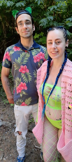 Oooopsies i'm slacking here sorry twitter 😖🥺  here is my Day 2 ValhallaFest 'fit ft. my babe @K1lowaTT