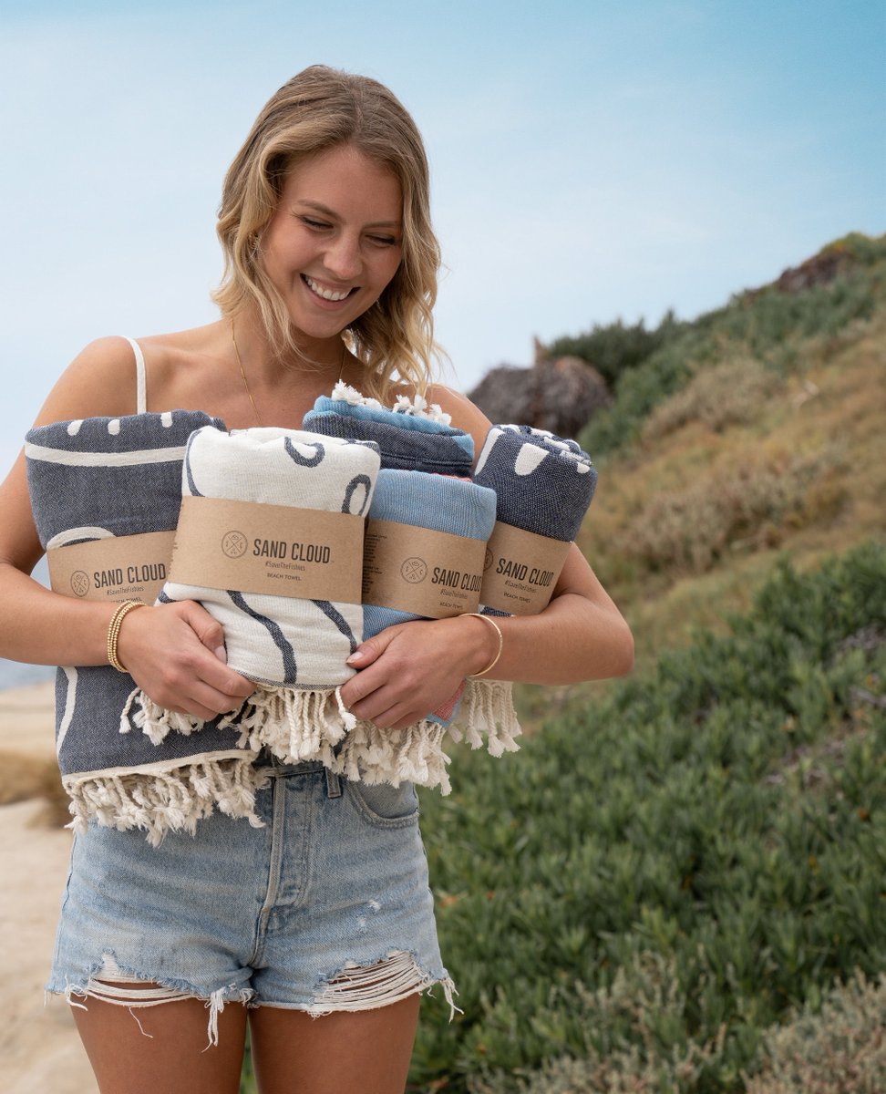 TFW you find out Sand Cloud is having another sale! Shop 25% off plus up to 40% off deals with code FIREWORKS 🎆 ⁠
⁠
p.s. download the Sand Cloud app for NO exclusions!